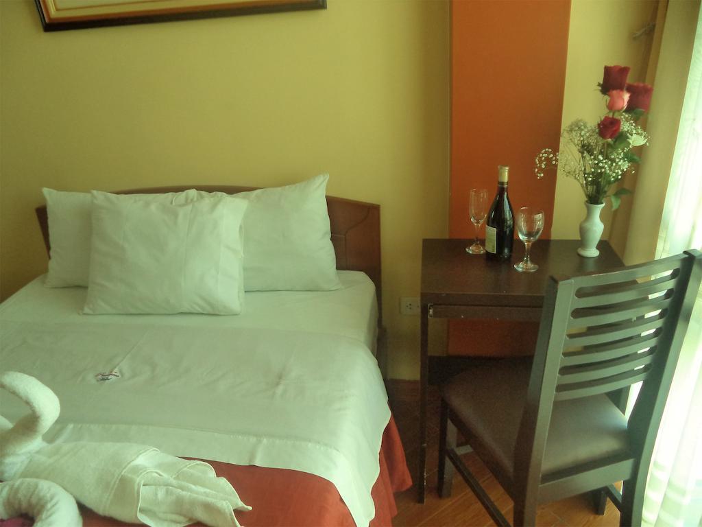 Hotel Primavera Chiclayo Oda fotoğraf